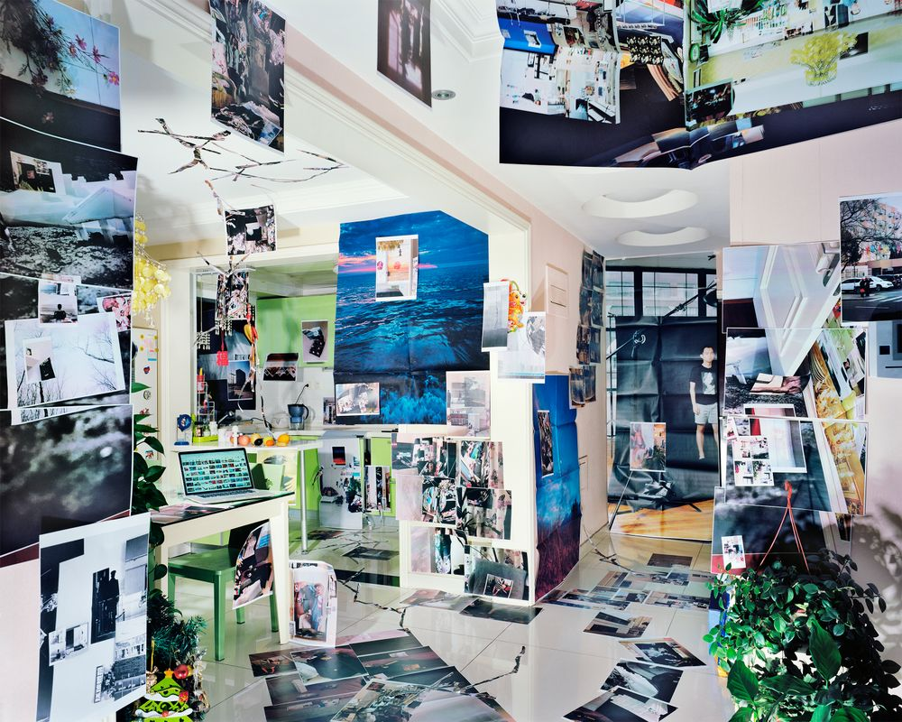 Beyond Photography: Nhiếp ảnh 
Phương thức thực hành nghệ thuật